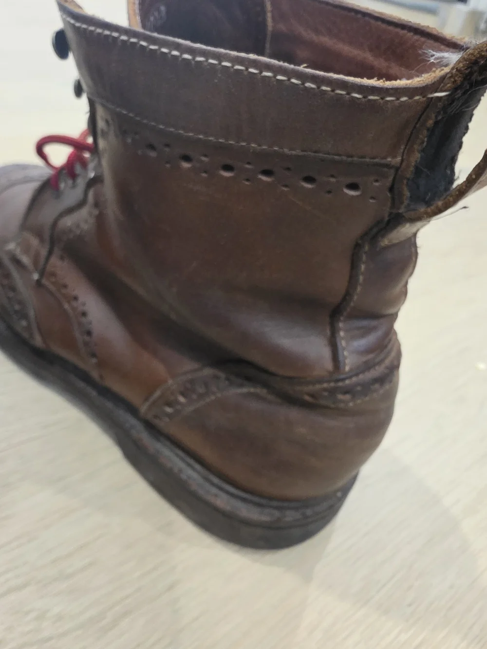 Allen Edmonds Brown Leather Wingtip Combat Boots Vibram Sole Men's 10.5 D